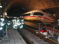 ICE Tunnelübung 2002 - zum Vergrößern klicken