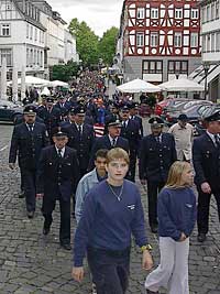 Schweigemarsch Limburg 2001 - zum Vergrößern klicken